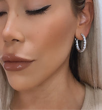 Cargar imagen en el visor de la galería, Argollas Georgina