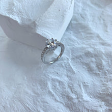 Cargar imagen en el visor de la galería, Anillo Daphne