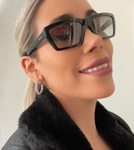 Cargar imagen en el visor de la galería, Argollas Georgina