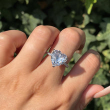 Cargar imagen en el visor de la galería, Anillo Dorotea
